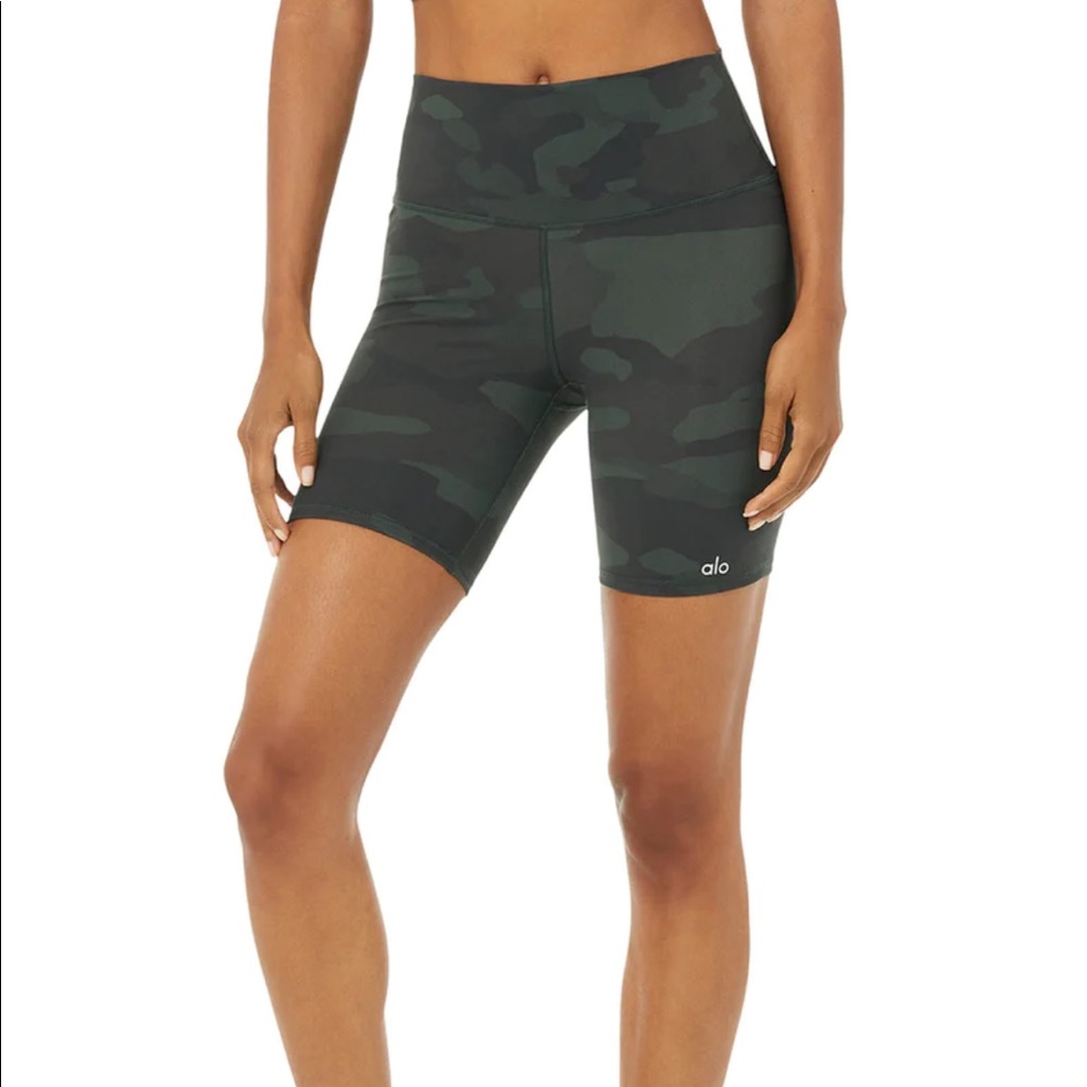Alo High Wasted Vapor Short